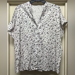 SHEIN White Floral Blouse